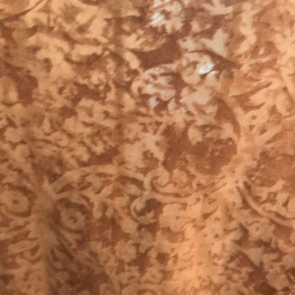 Top - Picture 3 of 3